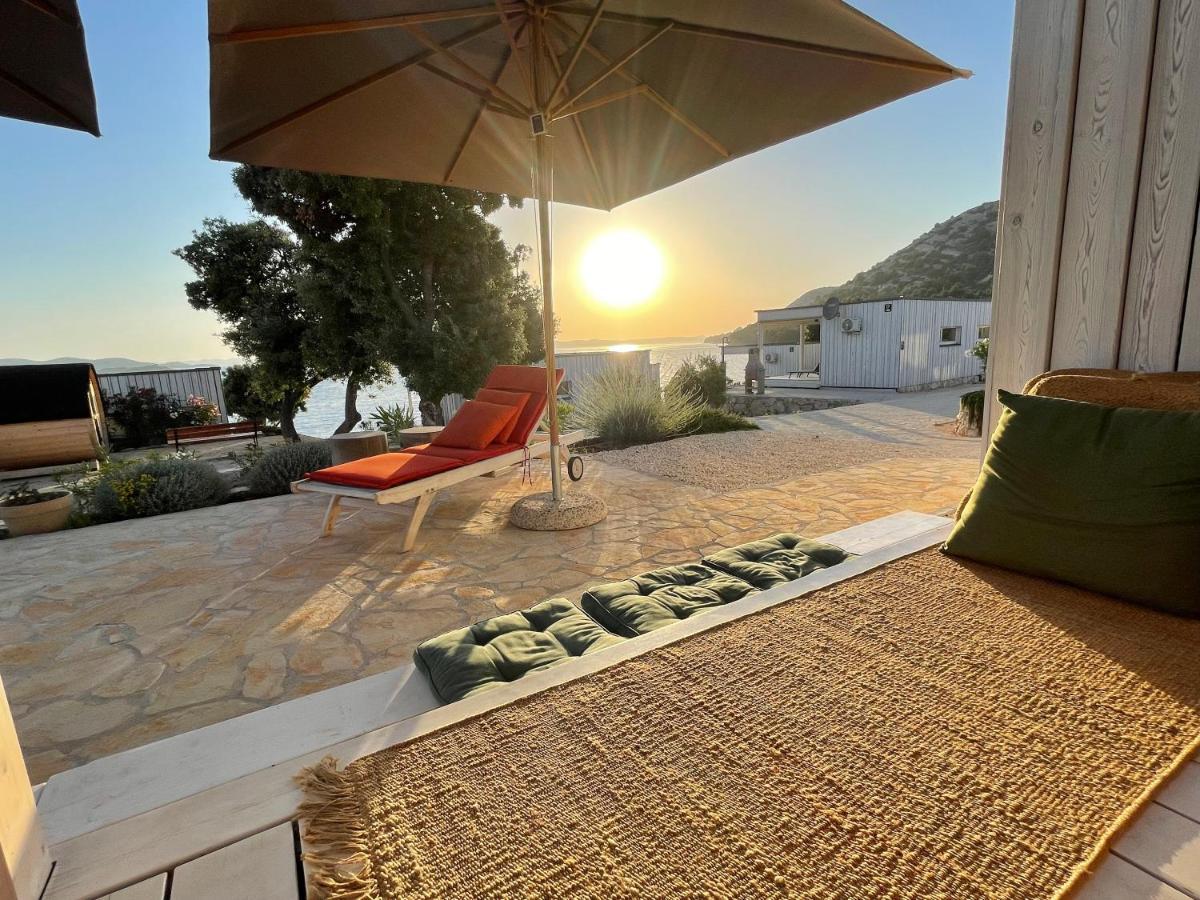 Buqez Eco Resort - Beachfront 20 & House 42 Драге Екстер'єр фото
